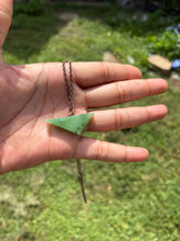 Load image into Gallery viewer, Crystal / Gemstone Pendants