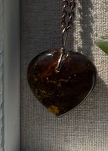 Load image into Gallery viewer, Crystal / Gemstone Pendants